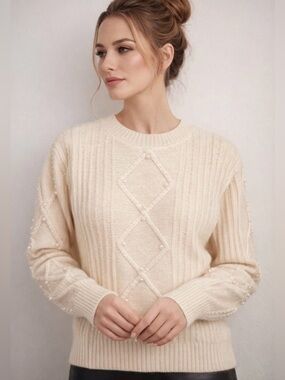 C by  Bloomingdale’s cashmere sweater w pearl accents Ivory size S new w tags!